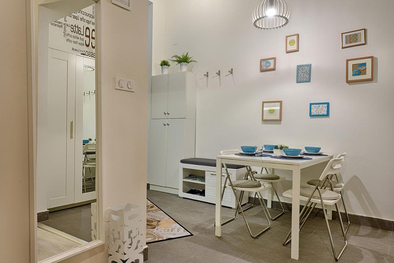 Lane With Gallery Apartament
